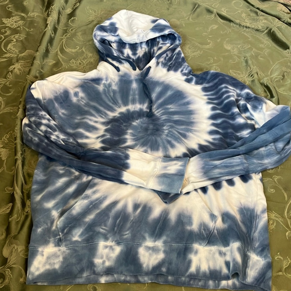 Blue Tie-Dye Men's Sweater